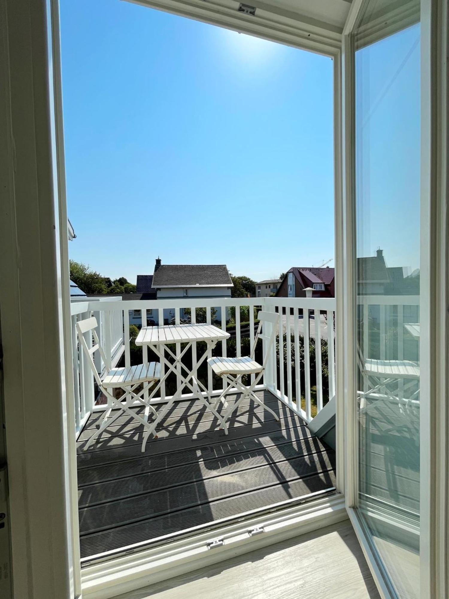 Ferienwohnung Haus Duenenrose Whg 3 Mit Balkon Westerland Exteriör bild
